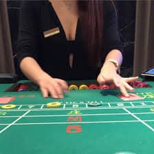 Giao diện Live Casino trực tuyến hi88 vip với nhiều bàn chơi